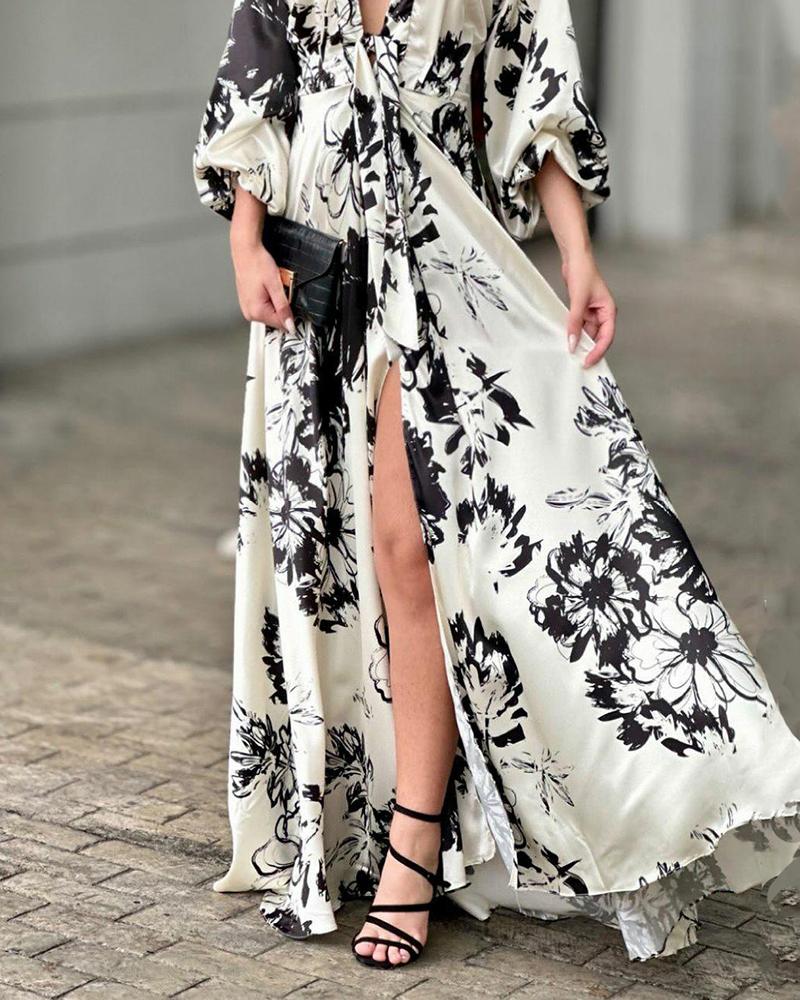 Stylish deep V-neck high-waist print dress