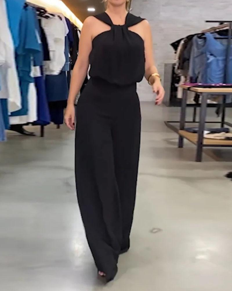 Solid color halter neck high waist jumpsuit