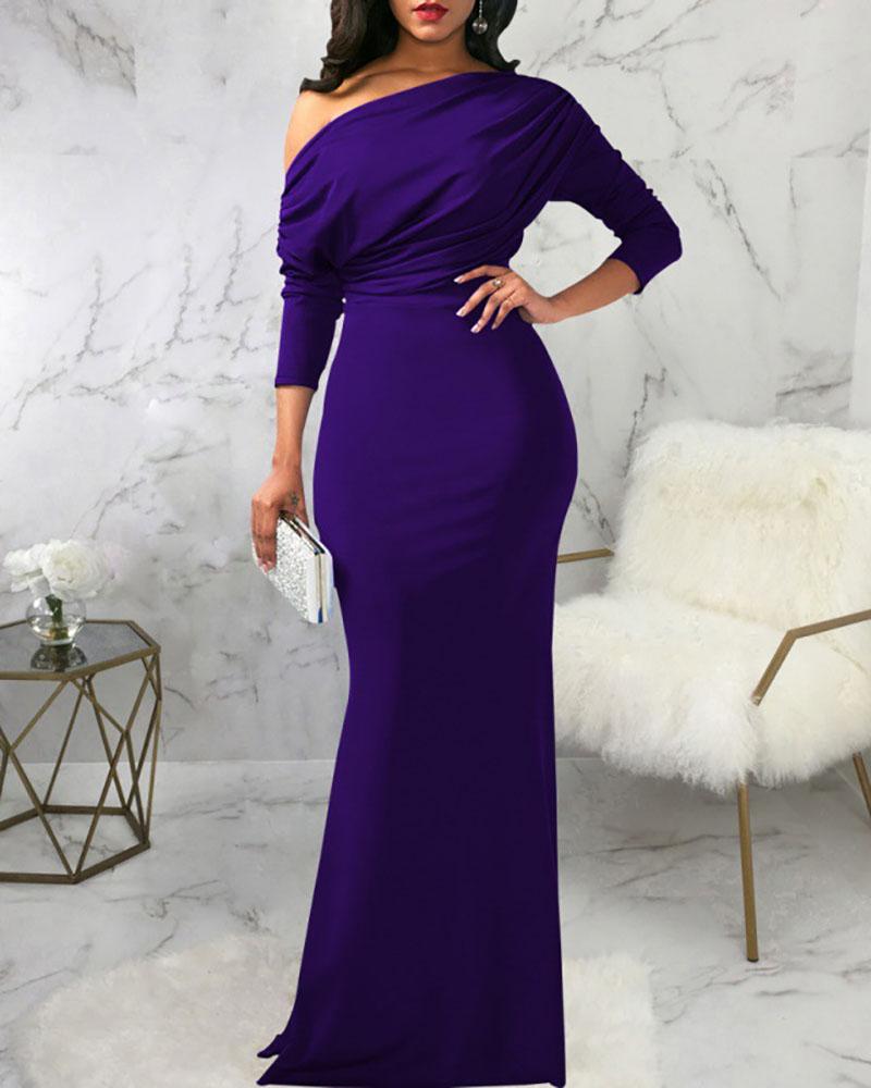 Elegant sloping shoulder long sleeve maxi dress