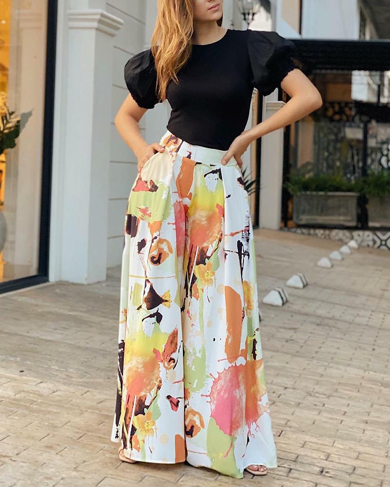 Two Piece Set of Casual Short Sleeve T-Shirt & Printed Wide Leg Pants