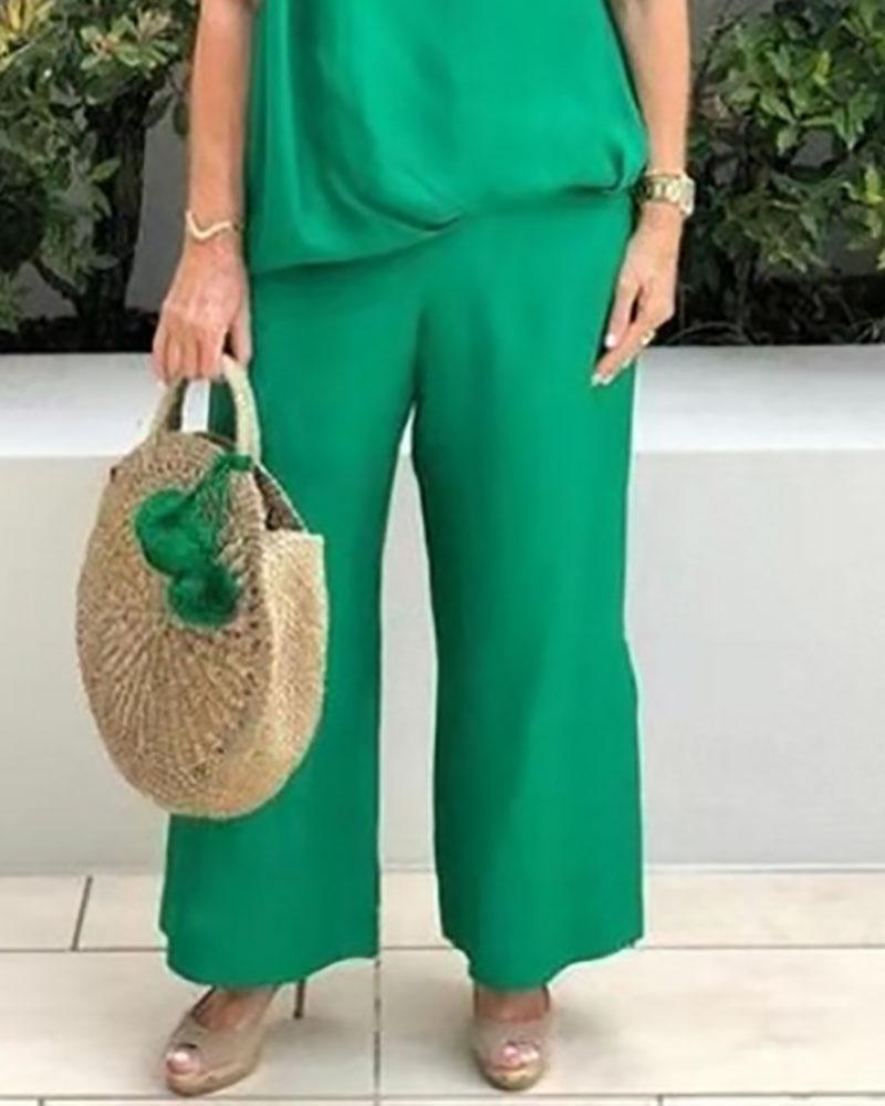 Sleeveless crewneck top and wide-leg trousers two-piece set