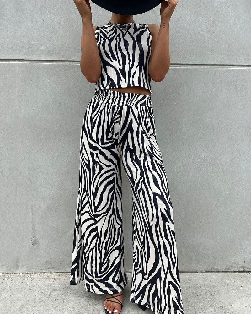 Casual sleeveless printed two-piece suit