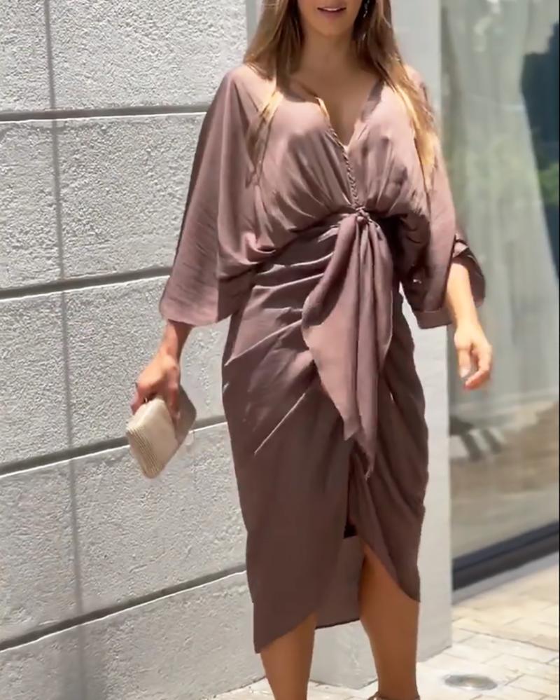 Casual Solid Color V-neck Pleated Dress